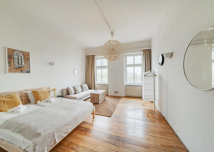 Hotel apartamentowy Urban Living - 18th District 3*
